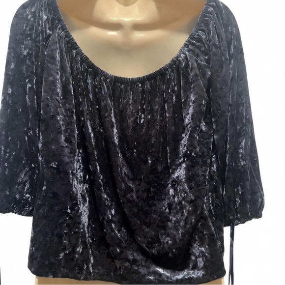 top - Picture 2 of 3